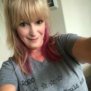 Meet your Posher, Michele